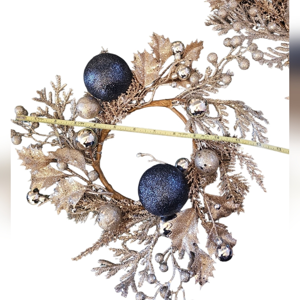 Small Candle Wreaths - 7 Elegant Light Champagne Gold with Blue Glitter Bulbs - Picture 3 of 5